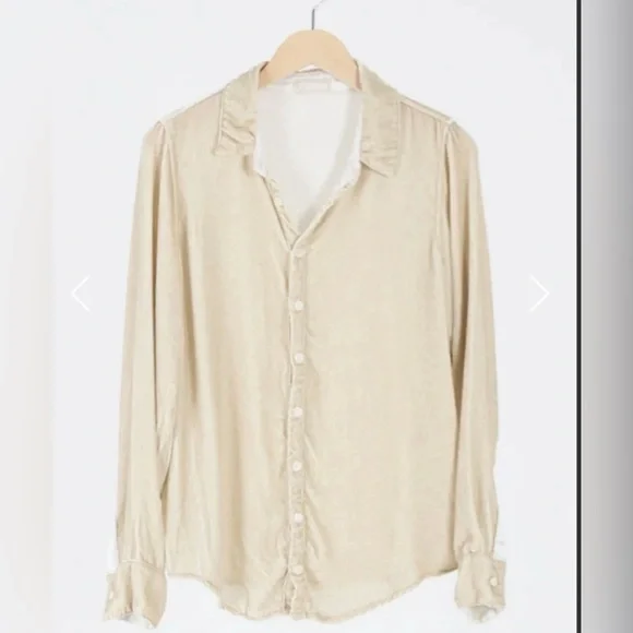 CP Shades Velvet Button Up Long Sleeve Shirt Vanilla Cream M - Picture 1 of 5